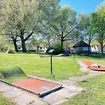 Vakantiewoning Maas En Waal 90 * Ewijk