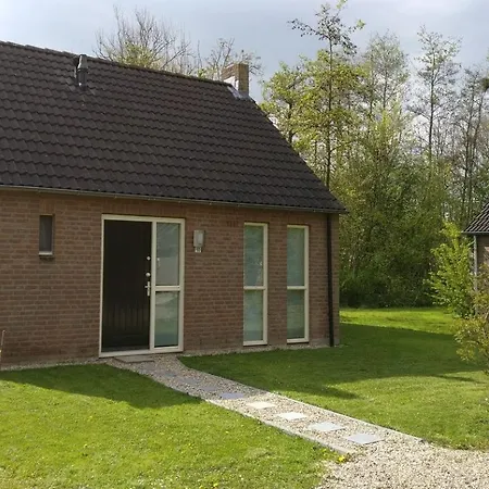Vakantiewoning Maas En Waal 90