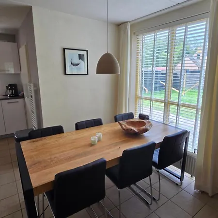 Dom wakacyjny Vakantiewoning Maas En Waal 90