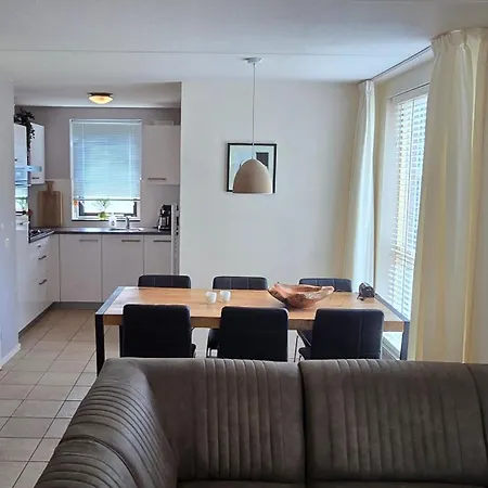 Dom wakacyjny Vakantiewoning Maas En Waal 90