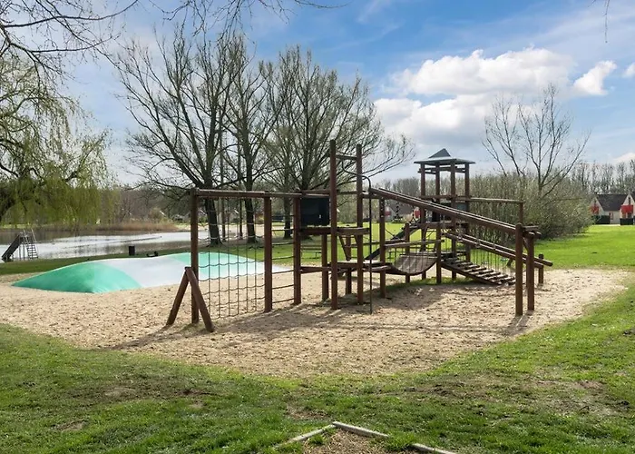 Semesterbostad Vakantiewoning Maas En Waal 90 *