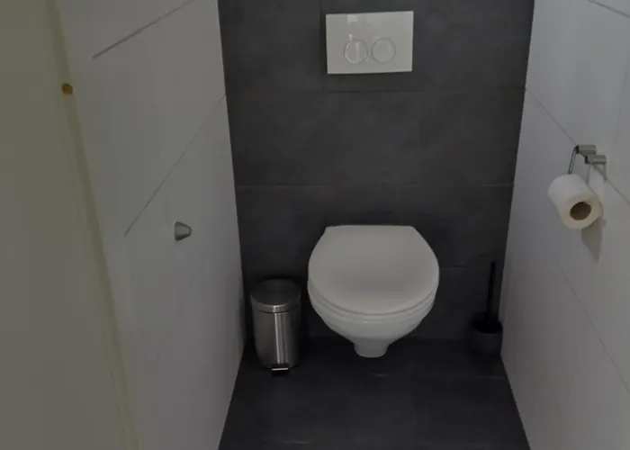 Holiday home Vakantiewoning Maas En Waal 90 Ewijk