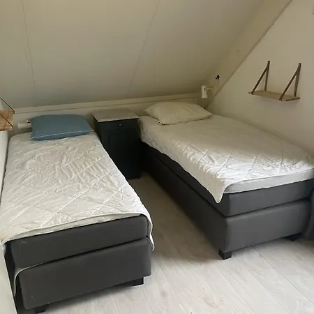 Дом отдыха Vakantiewoning Maas En Waal 90 *